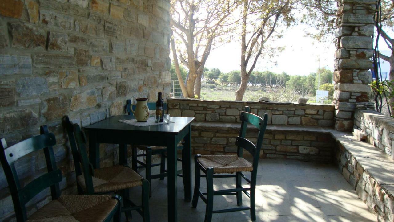 Little Stone House Near The Beach Agios Ioannis  Exteriör bild